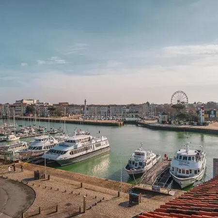 Maisons Du Monde & - La Rochelle Vieux Port